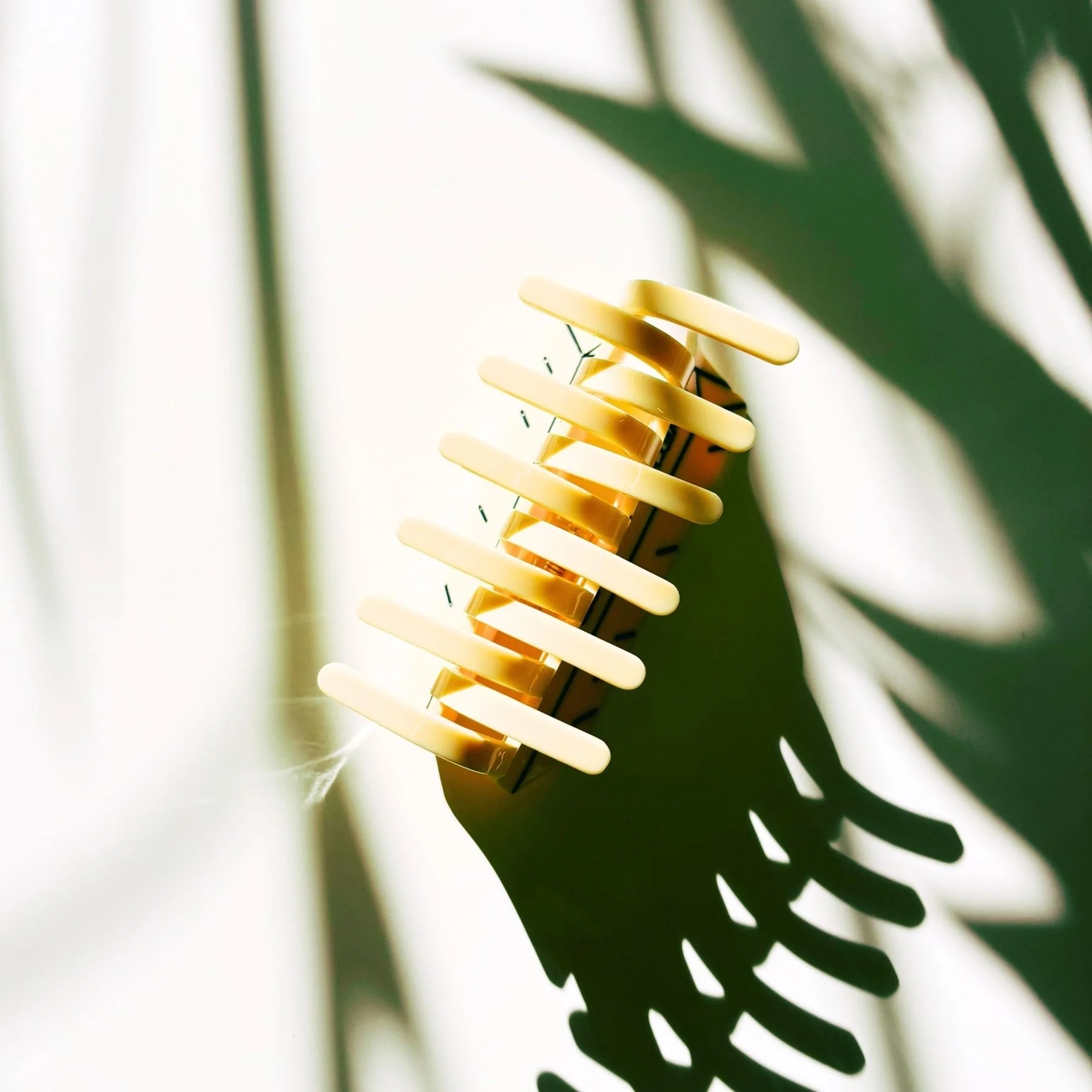Salted Butter Hair Claw 🧈 - Image 8